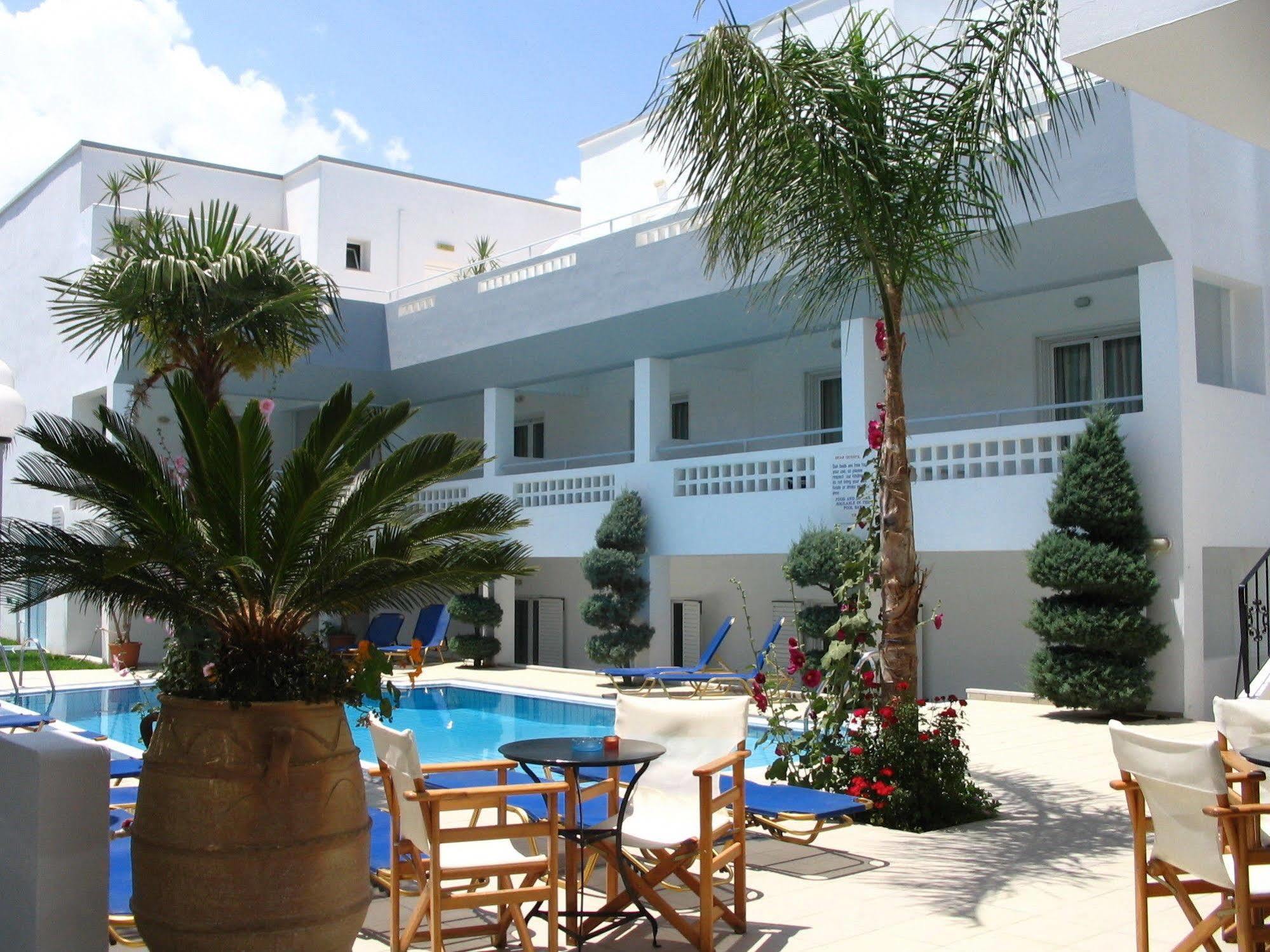 Emerald Hotel Malia  Exterior photo